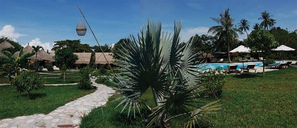 Le Flamboyant Resort Kep Exteriör bild